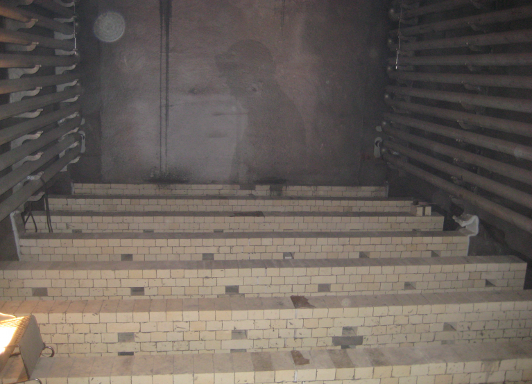 Refractory lining